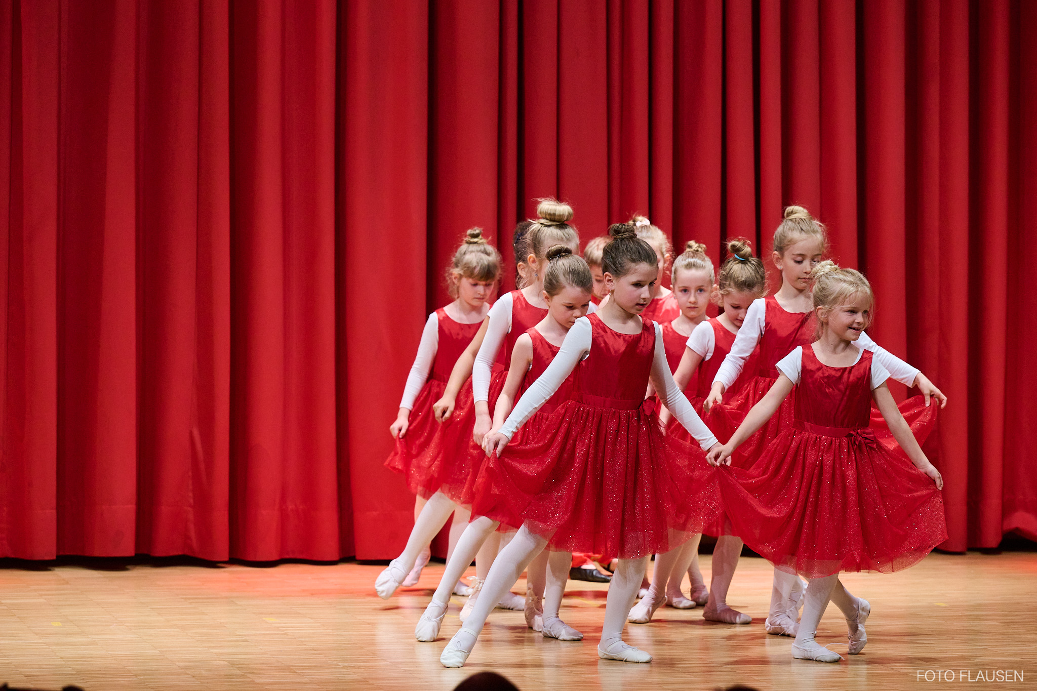 Fantastische Tänze an der Landesmusikschule Scharnstein choreographiert von Luis Hoyos