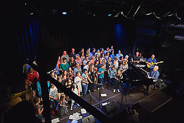 KunstBox-Gospel-Workshop-Konzert-EmailWerk-Seekirchen-_DSC2855-by-FOTO-FLAUSEN